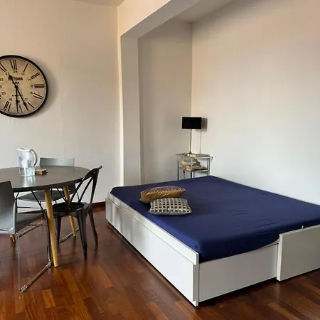 Apartament Cozy *